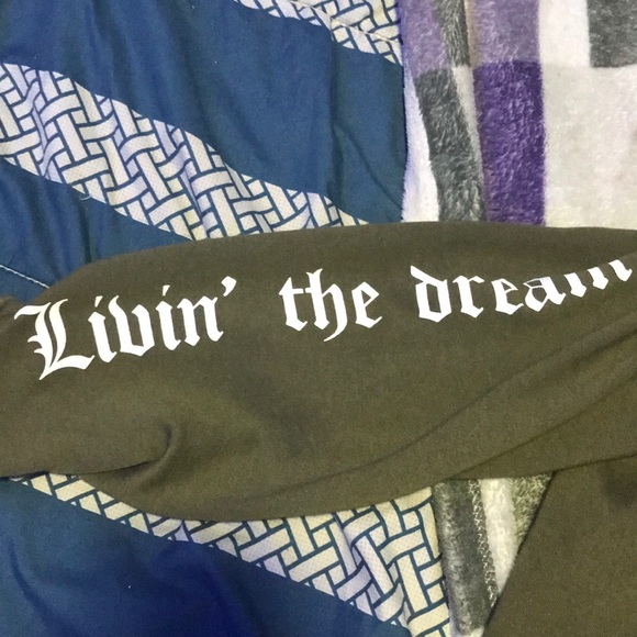 Sweater - Picture 3 of 3